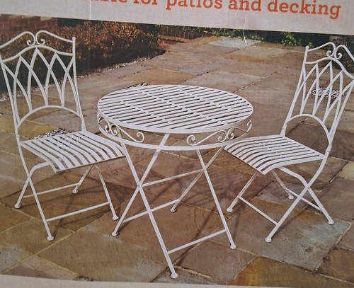 Vintage bistro garden - bistro,